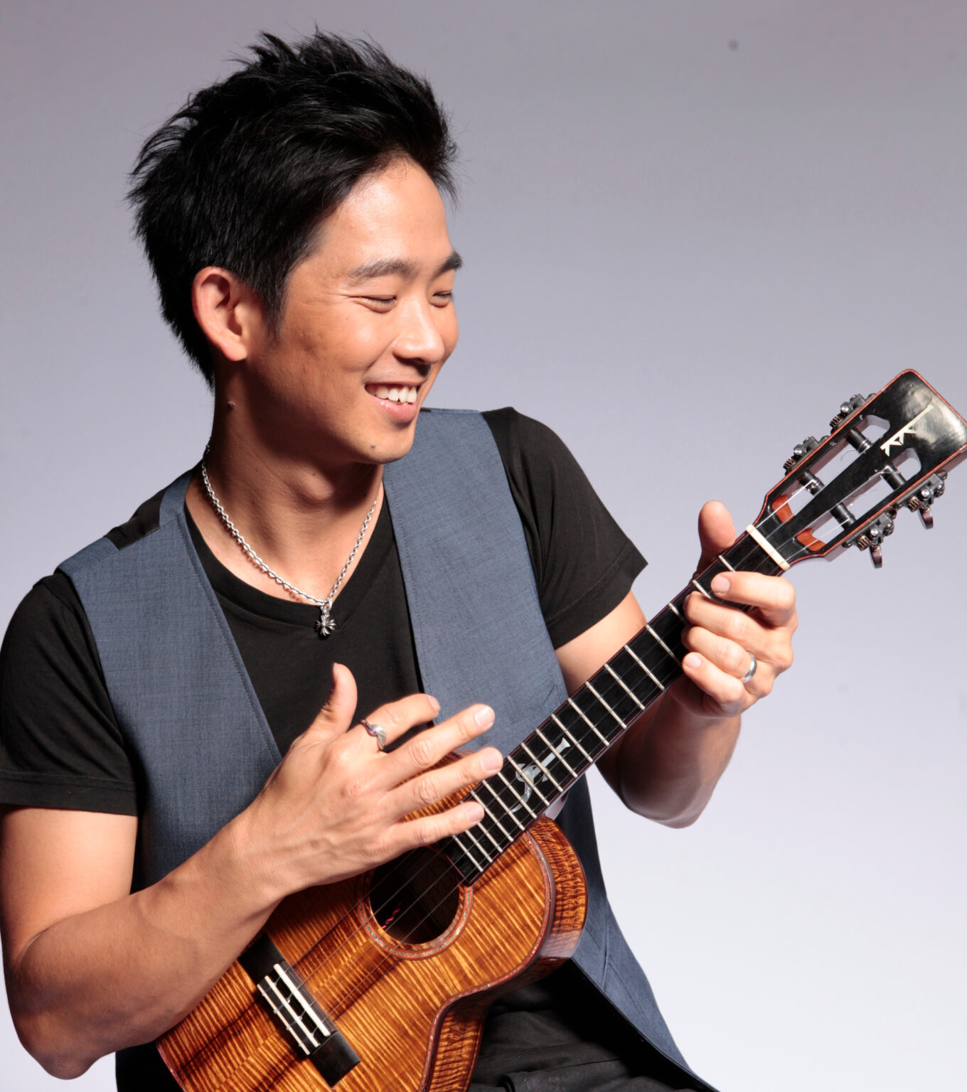 Jake Shimabukuro In Concert Miami Dade County Auditorium
